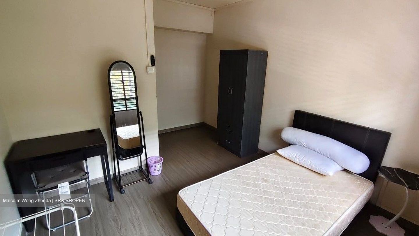 Blk 669D Jurong West Street 64 (Jurong West), HDB Executive #620220411